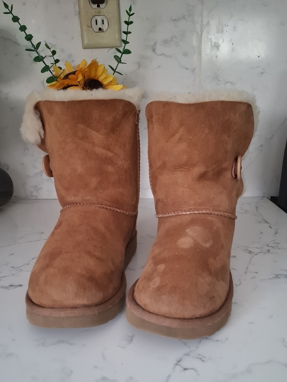 Ugg Baylei Classic Women's Suede Shearling Boots - Chestnut